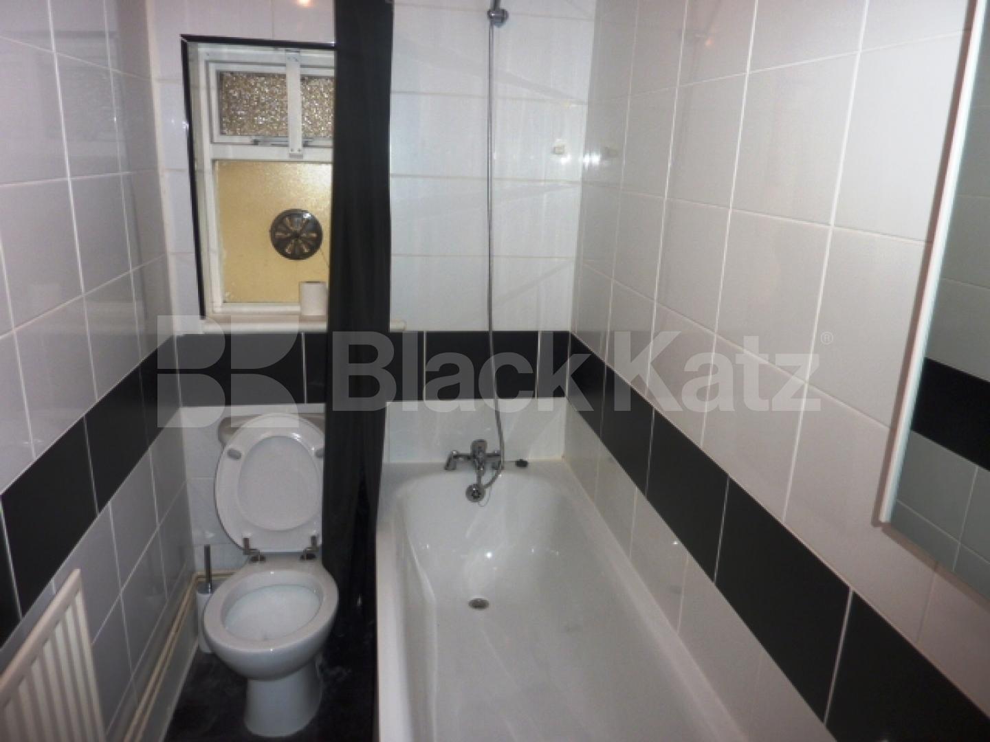 			CLOSE TO REGENTS PARK!, 2 Bedroom, 1 bath, 1 reception Flat			 Lisson Grove, MARYLEBONE